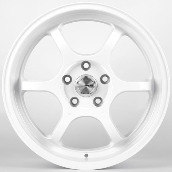 ЛИТЫЕ ДИСКИ 82202 ADVAN XL6007-SF056 17 J8 ET35 5X114.3 73.1 БЕЛЫЙ