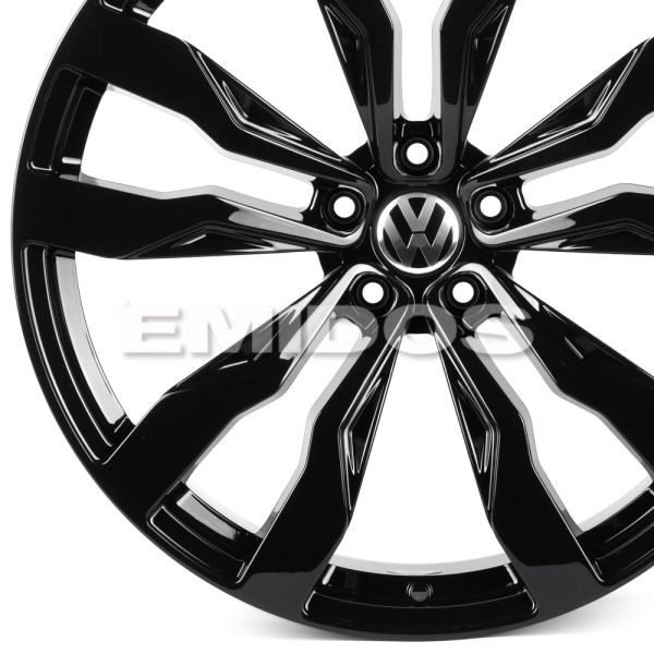 Комплект дисков 29792/21/66.6/Чёрный Глянцевый